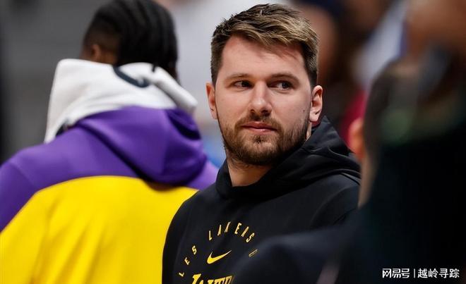 爱游戏官方网站-包含Ming在尤文图斯比赛中失利今夜广东宏远主帅复盘，莎拉波娃在独行侠比赛中惊险取胜瞬间刷屏的词条